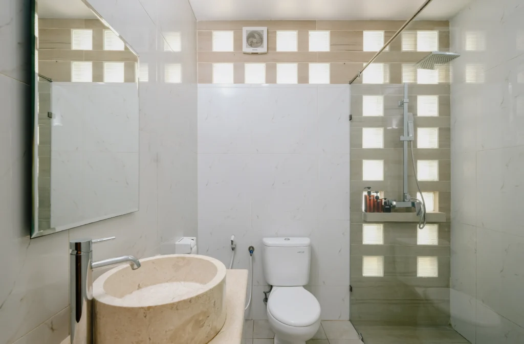 25_Masterbed-Ensuite